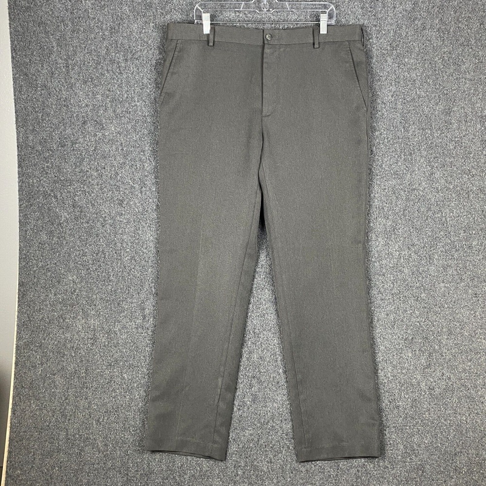 Van Heusen Traveler Pants Men's 38x32 Slim‎ Fit Men's Slacks Gray 100% Polyester